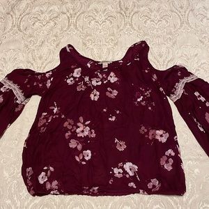 Arizona Jean Co. Floral Top